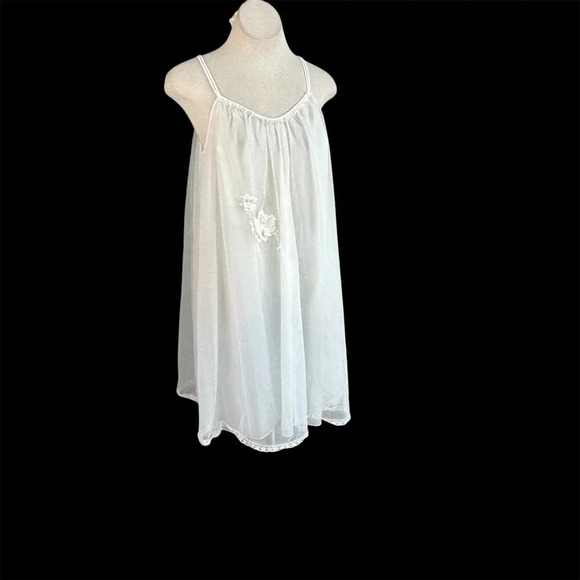 Vanity Fair Vintage 60s White Double Chiffon Short Nightie Nightgown Medium - Picture 1 of 11